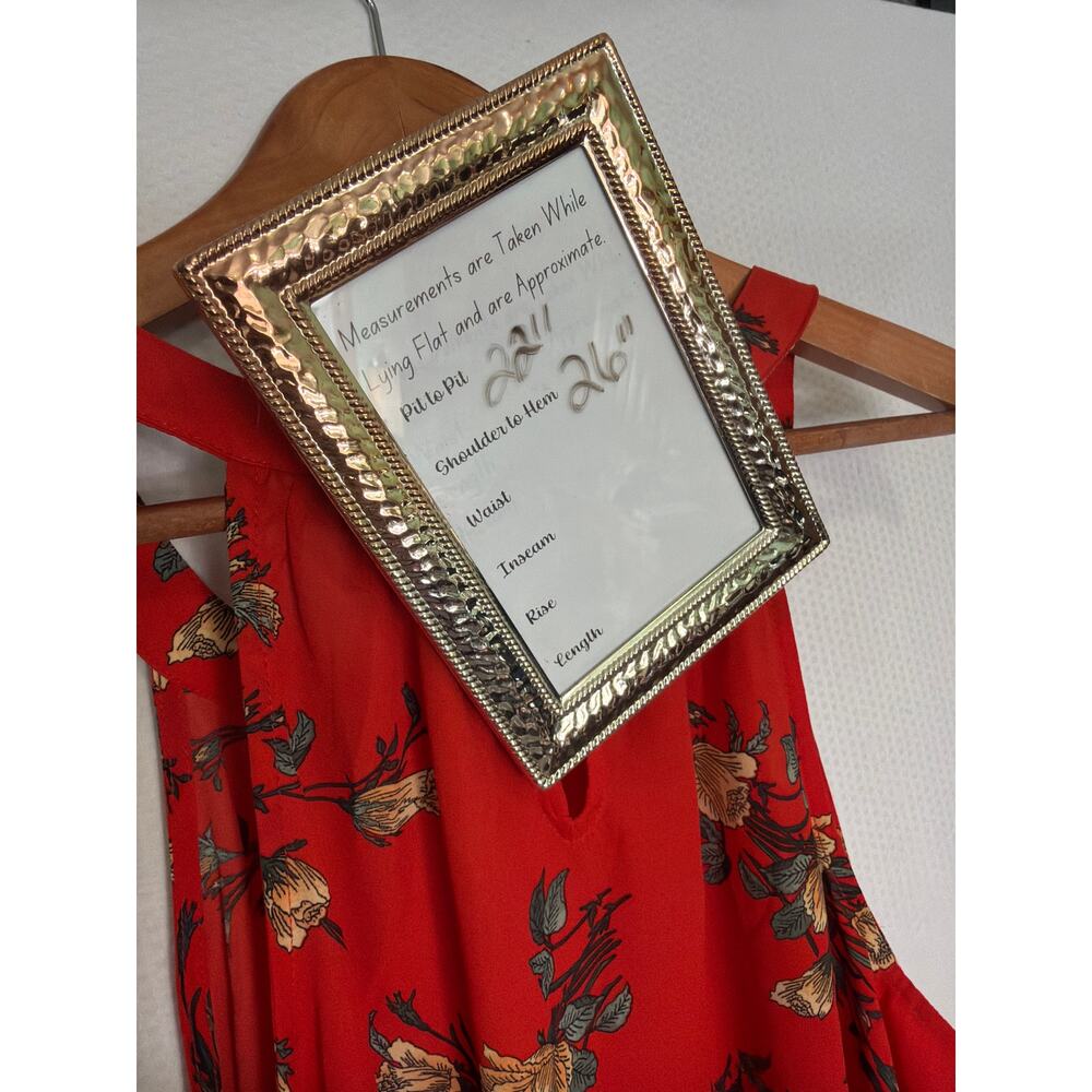Torrid Women’s Size 0 Red‎ Floral Sleeveless Asymmetrical Tank Blouse Plus - Picture 9 of 10